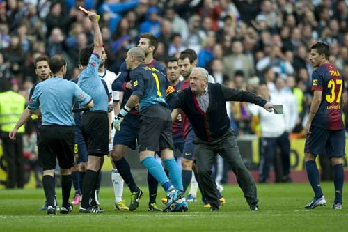 Barca: Khi niềm tin xuống đáy - 2