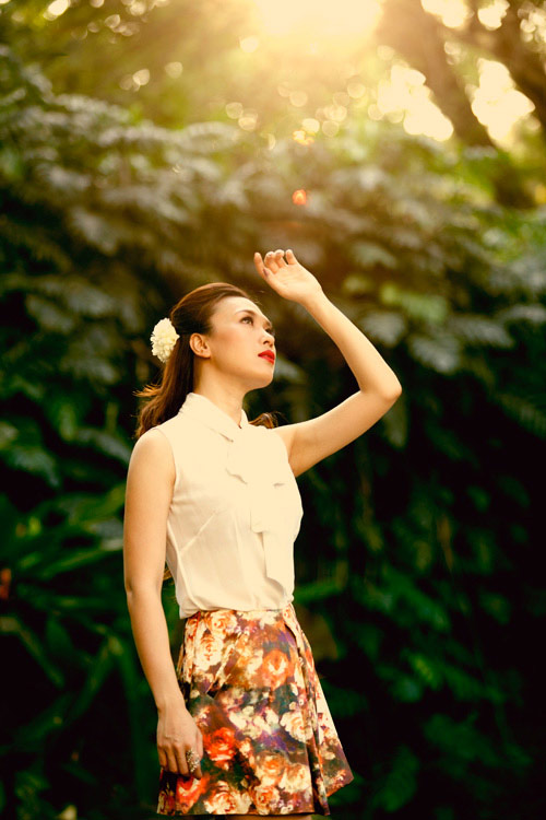 Mỹ nhân Việt, Trung lăng xê mốt váy túi - 16