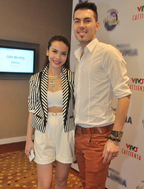 Hút mắt với mỹ nhân Bước nhảy hoàn vũ - 13