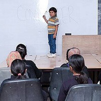 Thầy giáo lùn nhất thế giới