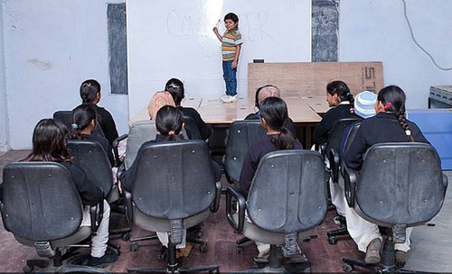 Thầy giáo lùn nhất thế giới - 1