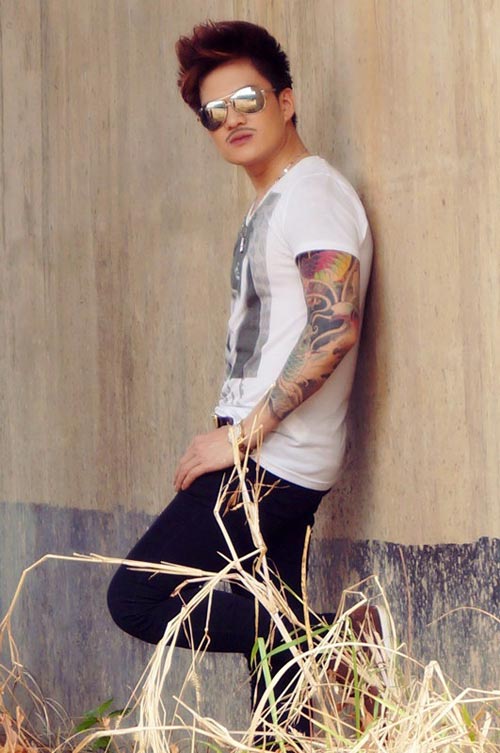 Bất ngờ với hình ảnh mới của Lâm Chấn Huy - 2