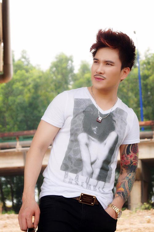 Bất ngờ với hình ảnh mới của Lâm Chấn Huy - 3