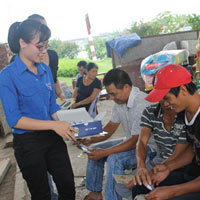 Tin tức trong ngày - Bao cao su: Thích mua hơn được phát miễn phí