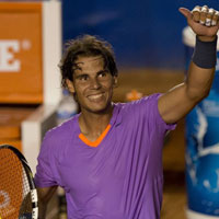 Cú lốp bóng không thể cản của Nadal
