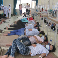 Tin tức trong ngày - TP.HCM: Ăn hủ tiếu, 146 công nhân ngộ độc