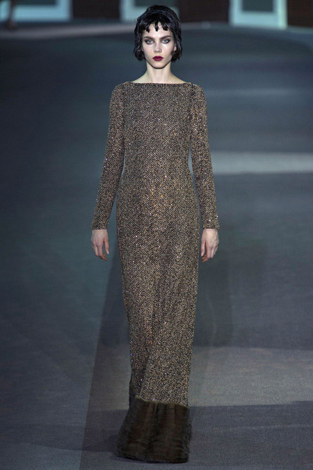 Kate Moss đóng vai gái hư trên sàn diễn - 9