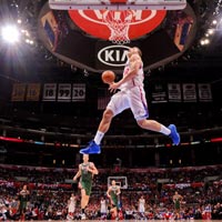 Thể thao - NBA: Cú úp rổ không thể bỏ lỡ của Griffin