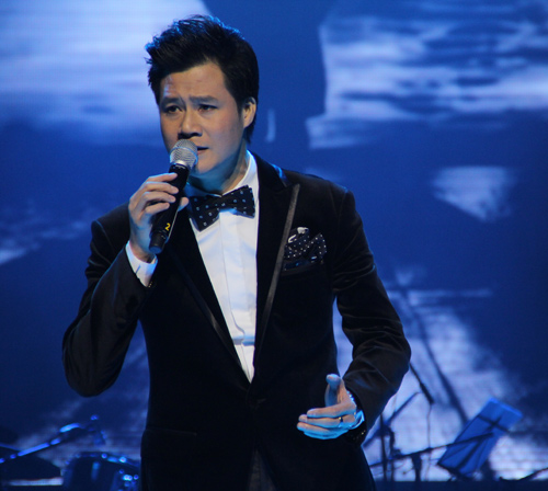 Mỹ Tâm tay trong tay Quang Dũng - 3