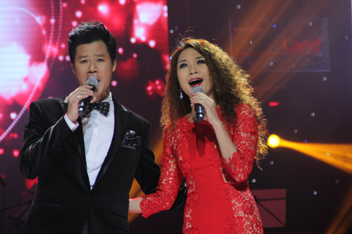 Mỹ Tâm tay trong tay Quang Dũng - 11