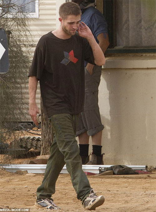 “Ma cà rồng” cấm cửa bạn gái đến thăm - 5