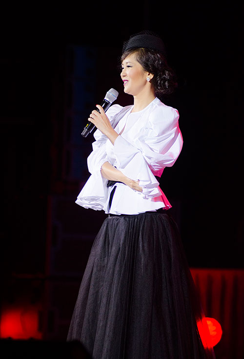 Hồng Nhung-Quang Dũng "hạ gục" khán giả - 8