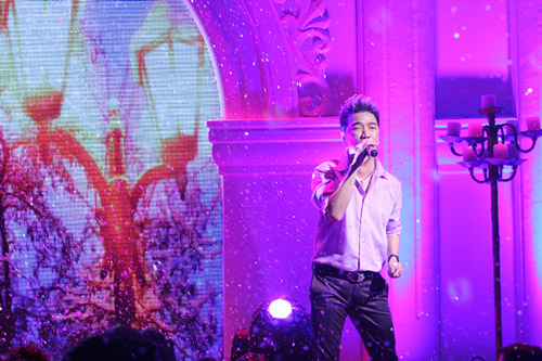 Thanh Thảo đưa con ra Hà Nội - 8
