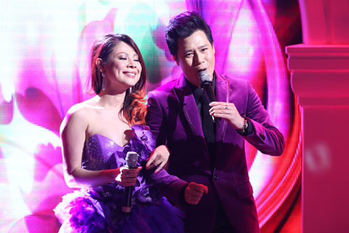 Thanh Thảo đưa con ra Hà Nội - 15