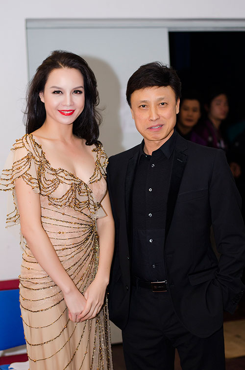 Trầm trồ vì vợ chồng Thu Minh - 14