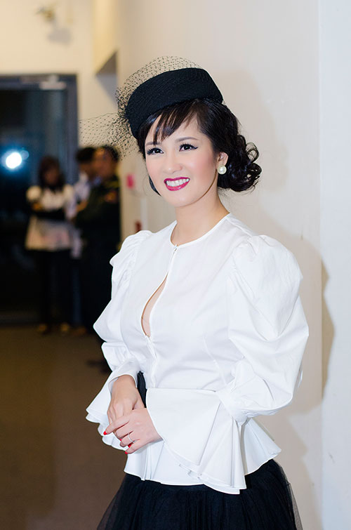 Trầm trồ vì vợ chồng Thu Minh - 2