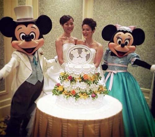 Xôn xao đám cưới hai cô gái Nhật Bản - 1