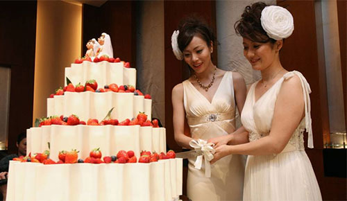 Xôn xao đám cưới hai cô gái Nhật Bản - 4