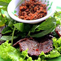 Ẩm thực - Bò một nắng kết duyên muối ớt kiến vàng