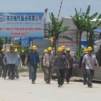 Tin tức trong ngày - Ngán ngẩm lao động TQ: Xáo trộn làng quê