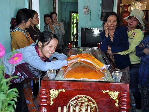 Cần “đại phẫu” ngành xe khách - 1