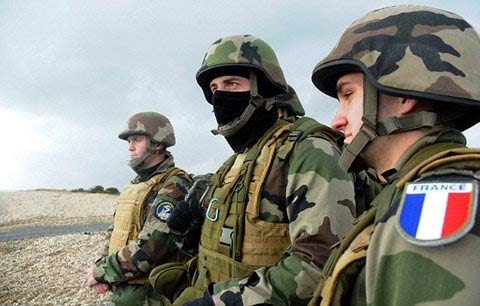 Quân Pháp đổ bộ đất Anh sau hơn 200 năm - 3