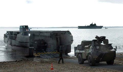 Quân Pháp đổ bộ đất Anh sau hơn 200 năm - 5