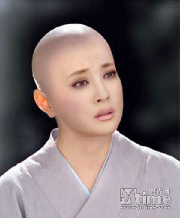 Mỹ nhân tuyệt đẹp khi khoác áo tu hành - 8