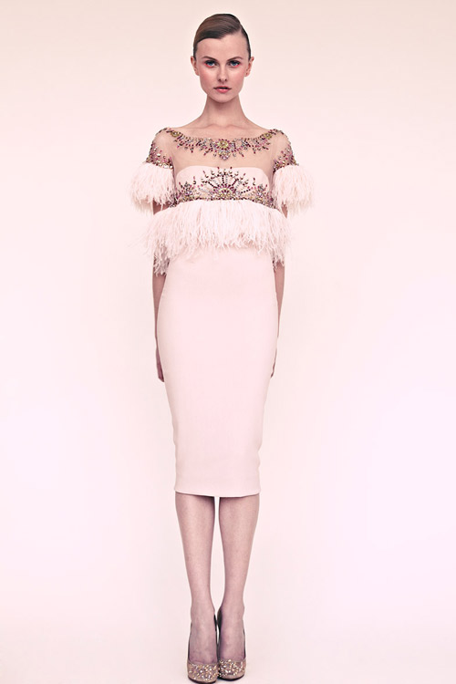 Mốt tua rua được hâm nóng - 13