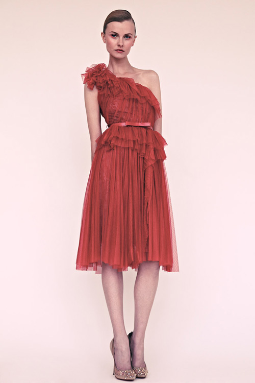 Mốt tua rua được hâm nóng - 14