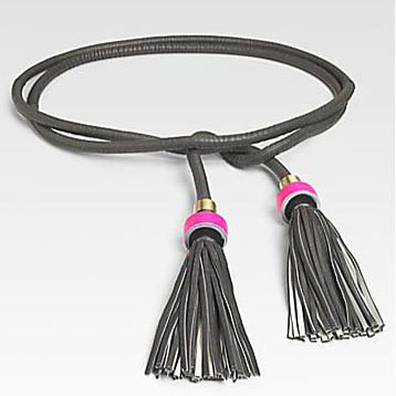 Mốt tua rua được hâm nóng - 3