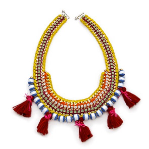 Mốt tua rua được hâm nóng - 4