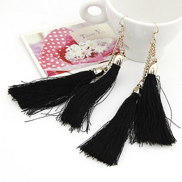 Mốt tua rua được hâm nóng - 7