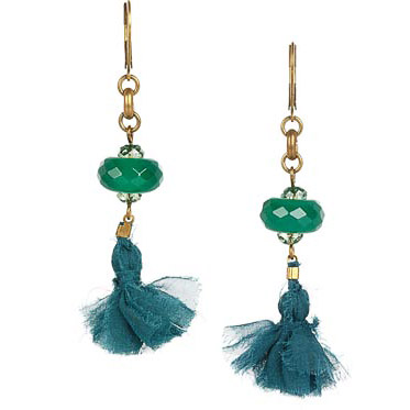 Mốt tua rua được hâm nóng - 6