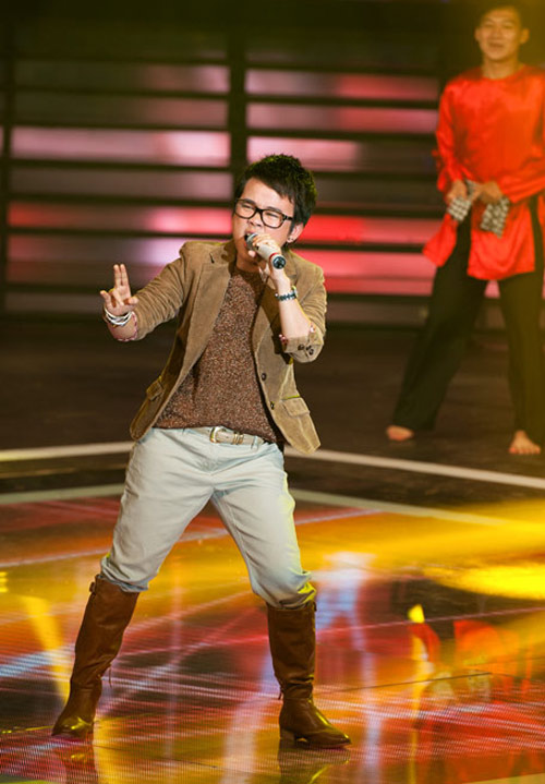 Phương Uyên, Cẩm Ly làm nổ tung CĐHH - 2