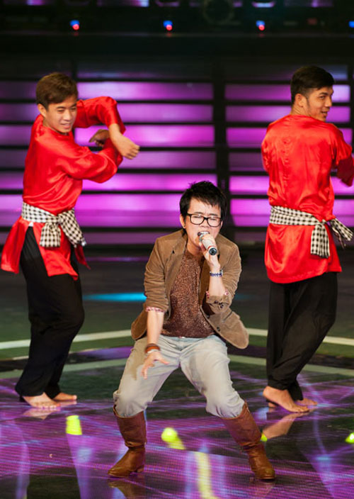 Phương Uyên, Cẩm Ly làm nổ tung CĐHH - 6