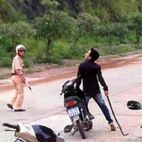 Tin tức trong ngày - Những việc công an phải làm trước khi nổ súng