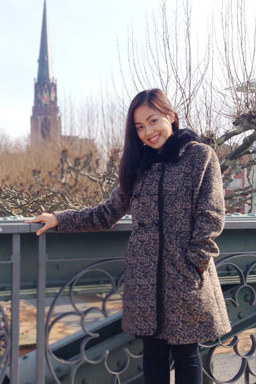 Theo dấu Hoàng Quyên tại châu Âu - 4