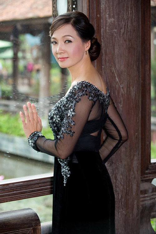 Sao Việt: Chẳng từ "thủ đoạn" lăng xê - 3