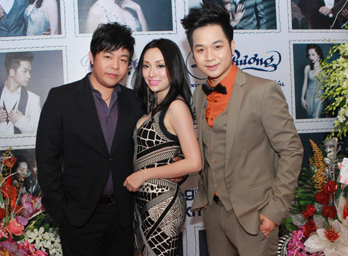 Quang Lê về nước mừng Tuấn Du - 2