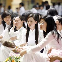 Tin tức trong ngày - 1/3 thanh niên chưa hài lòng với cuộc sống