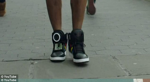 Google sản xuất giày "biết nói" - 6