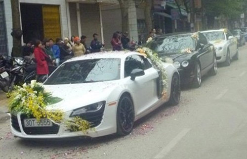 Audi R8 biển tứ quý rước dâu ở Thái Bình - 1