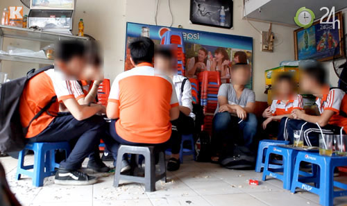 Xấu hổ nghe giới trẻ chửi bậy - 2