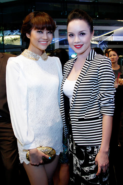 2 nàng Á hậu nổi bật trước rừng sắc đẹp - 8