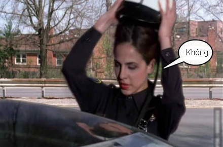 Chùm ảnh: Trêu nữ cảnh sát giao thông - 9