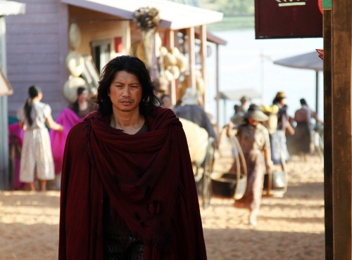 Dustin Nguyễn đổ máu với Lửa Phật - 2