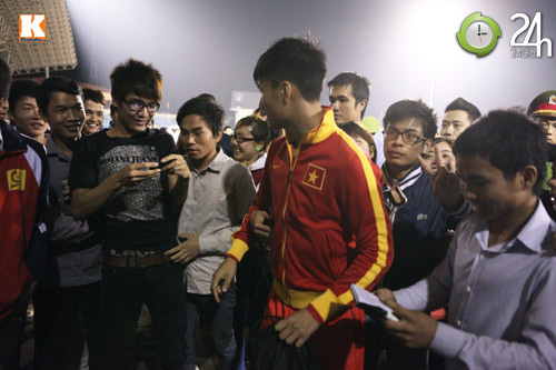 ĐTVN thắng tưng bừng trên đất Hà Nam - 10