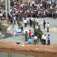 Pháp luật - Phát hiện xác chết bốc mùi dưới cống nước