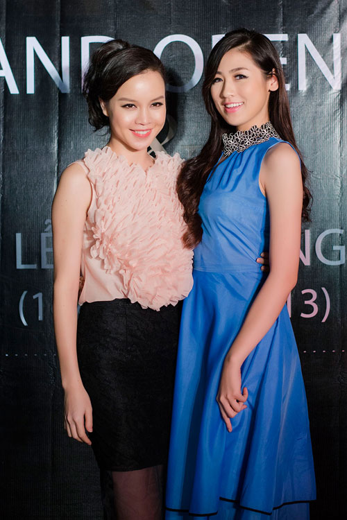 Minh Hằng khoe dáng với váy đuôi cá - 10